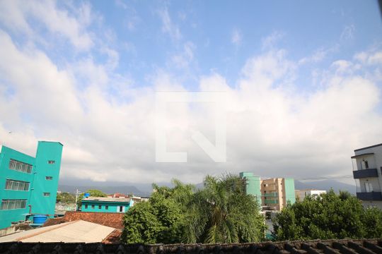 Sala/Quarto/vista de kitnet/studio para alugar com 1 quarto, 41m² em Nova Mirim, Praia Grande