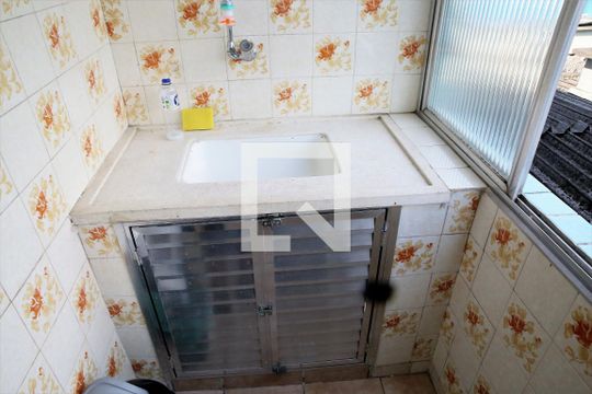 Cozinha de kitnet/studio para alugar com 1 quarto, 41m² em Nova Mirim, Praia Grande