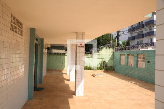 Área comum de kitnet/studio para alugar com 1 quarto, 41m² em Nova Mirim, Praia Grande