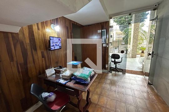Hall de entrada de apartamento para alugar com 2 quartos, 80m² em Méier, Rio de Janeiro
