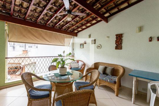 Sala de casa à venda com 5 quartos, 400m² em Aclimação, São Paulo
