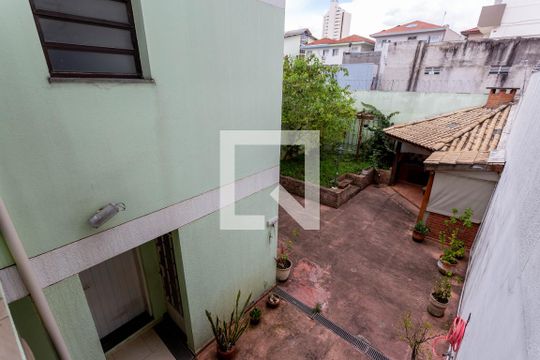 Vista sala de casa à venda com 5 quartos, 400m² em Aclimação, São Paulo