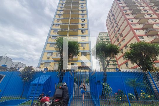 Fachada de apartamento para alugar com 1 quarto, 50m² em Oswaldo Cruz, Rio de Janeiro