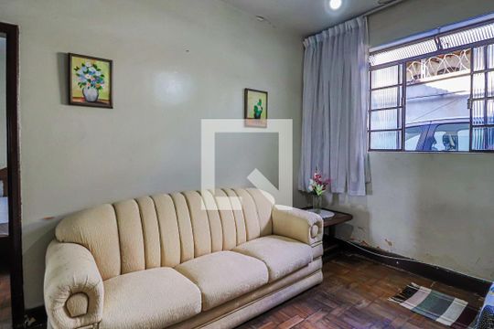 Sala de Estar de casa à venda com 3 quartos, 167m² em Bom Jesus, Belo Horizonte