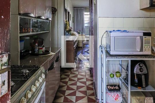 Cozinha de casa à venda com 3 quartos, 167m² em Bom Jesus, Belo Horizonte