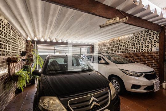Garagem de casa à venda com 3 quartos, 144m² em Vila Carrao, São Paulo