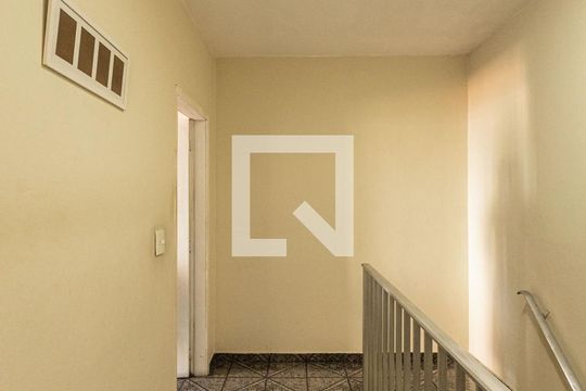 Corredor de casa à venda com 3 quartos, 144m² em Vila Carrao, São Paulo