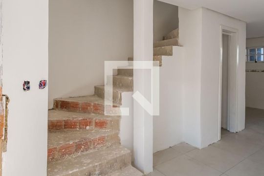 Casa à venda com 3 quartos, 110m² em Campo Novo, Porto Alegre