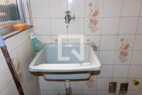 Area de Serviço de apartamento para alugar com 2 quartos, 45m² em Piedade, Rio de Janeiro