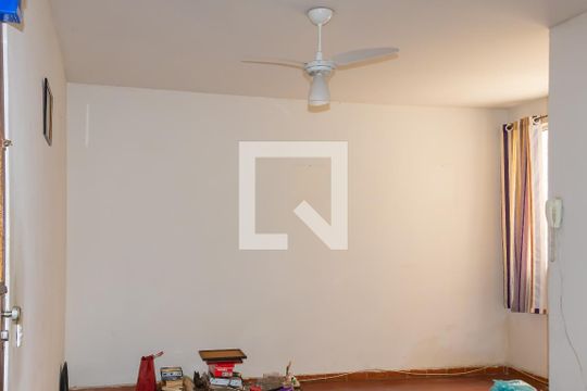 Sala de apartamento para alugar com 2 quartos, 45m² em Piedade, Rio de Janeiro