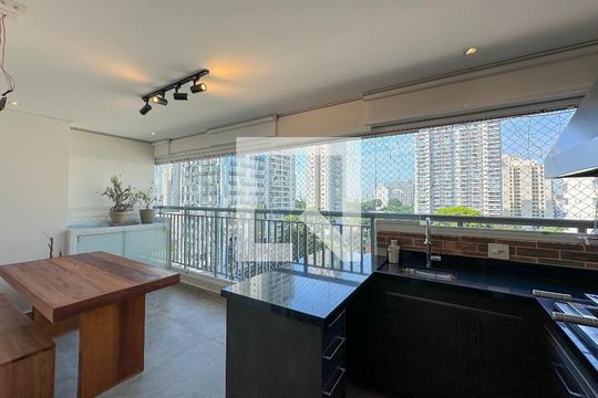 Varanda de apartamento à venda com 2 quartos, 72m² em Santo Amaro, São Paulo