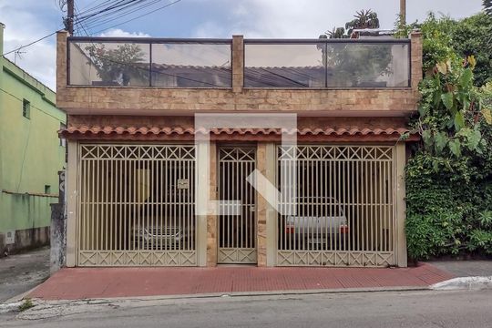 Fachada de casa à venda com 2 quartos, 175m² em Jardim Brasil, São Paulo