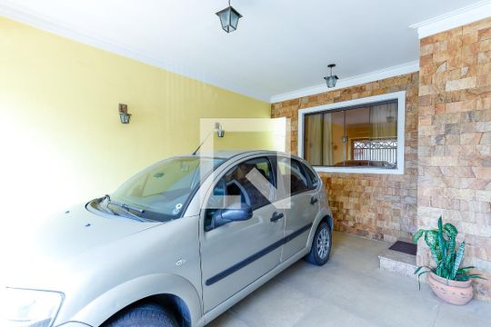 Garagem de casa à venda com 2 quartos, 175m² em Jardim Brasil, São Paulo