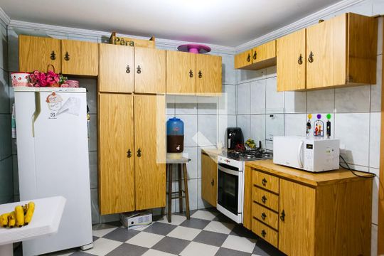 Cozinha de casa à venda com 3 quartos, 100m² em Parque João Ramalho, Santo André