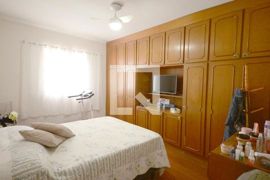 Quarto 1 de casa à venda com 2 quartos, 125m² em Sacomã, São Paulo