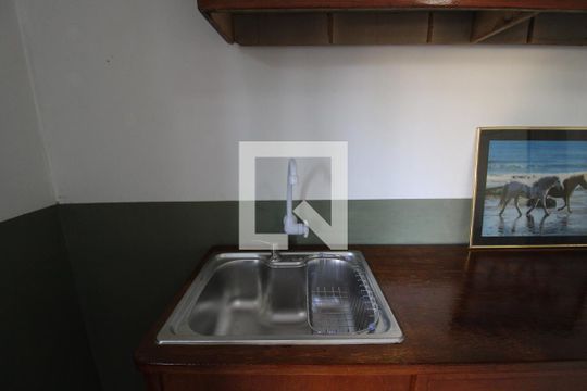 Pia da cozinha de apartamento para alugar com 1 quarto, 62m² em Interlagos, São Paulo