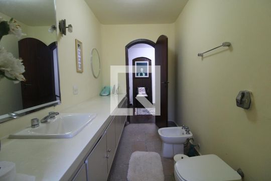 Banheiro de apartamento para alugar com 1 quarto, 62m² em Interlagos, São Paulo