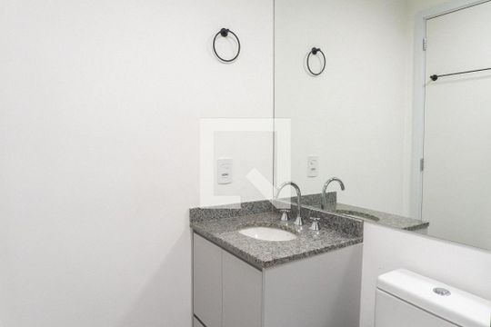 Banheiro de apartamento para alugar com 1 quarto, 29m² em Vila Santa Catarina, São Paulo