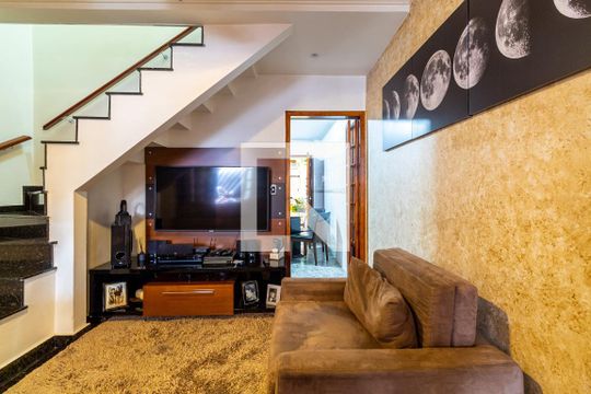 Sala de casa à venda com 3 quartos, 132m² em Gopouva, Guarulhos