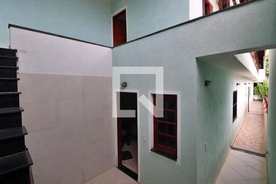 Quintal de casa à venda com 3 quartos, 289m² em Jardim Santo Alberto, Santo André