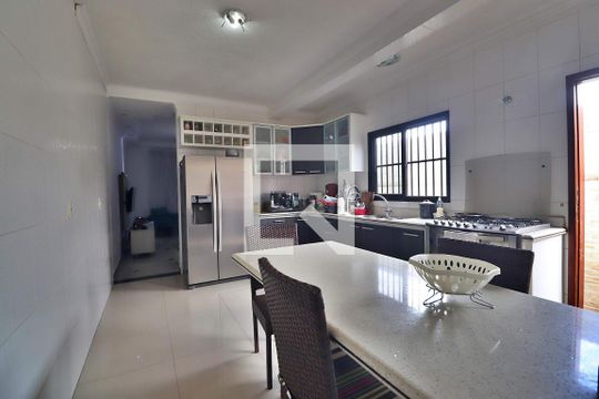 Cozinha de casa à venda com 3 quartos, 289m² em Jardim Santo Alberto, Santo André