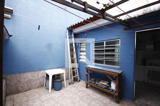 Quintal de casa à venda com 2 quartos, 114m² em Vila Dom Pedro I, São Paulo