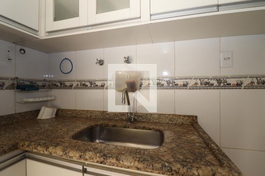 Cozinha de casa para alugar com 3 quartos, 200m² em Guará I, Brasília