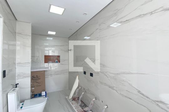 Banheiro da Suíte 1 de casa de condomínio à venda com 5 quartos, 361m² em Alphaville, Santana de Parnaíba