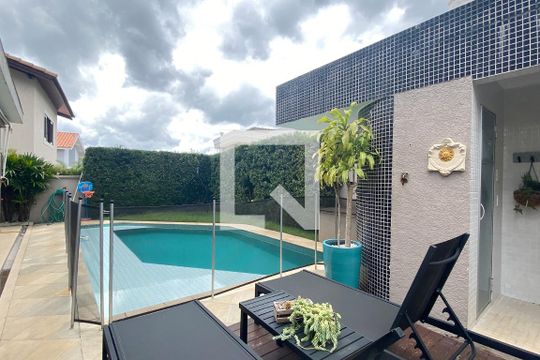 Piscina de casa de condomínio à venda com 5 quartos, 361m² em Alphaville, Santana de Parnaíba