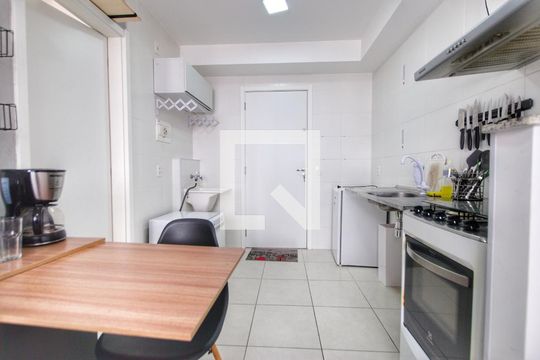 Cozinha de apartamento à venda com 1 quarto, 28m² em Cambuci, São Paulo