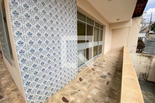 Varanda de casa à venda com 4 quartos, 280m² em Colégio Batista, Belo Horizonte