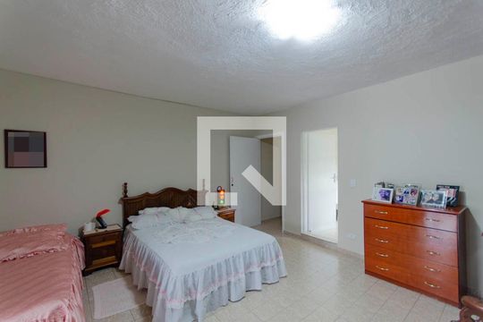 Suíte 1 de casa à venda com 3 quartos, 360m² em Cidade Líder, São Paulo