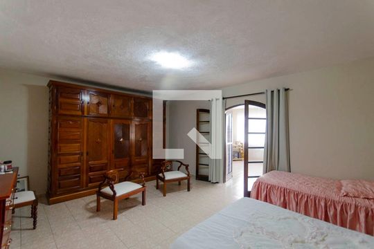 Suíte 1 de casa à venda com 3 quartos, 360m² em Cidade Líder, São Paulo