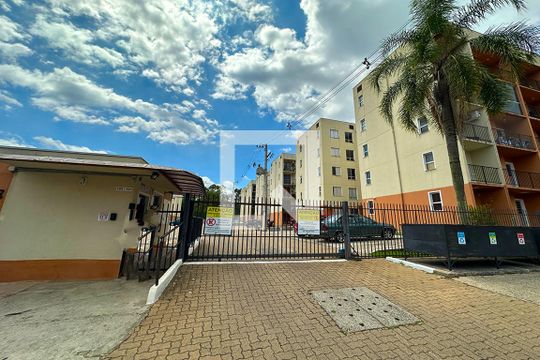 Fachada de apartamento para alugar com 2 quartos, 47m² em Roselândia, Novo Hamburgo