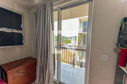 Quarto 2 de apartamento para alugar com 2 quartos, 47m² em Roselândia, Novo Hamburgo