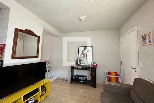 Sala de apartamento para alugar com 2 quartos, 47m² em Roselândia, Novo Hamburgo
