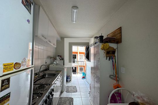 Cozinha e Área de Serviço de apartamento para alugar com 2 quartos, 47m² em Roselândia, Novo Hamburgo