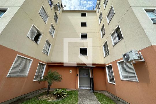 Fachada do bloco de apartamento para alugar com 2 quartos, 47m² em Roselândia, Novo Hamburgo