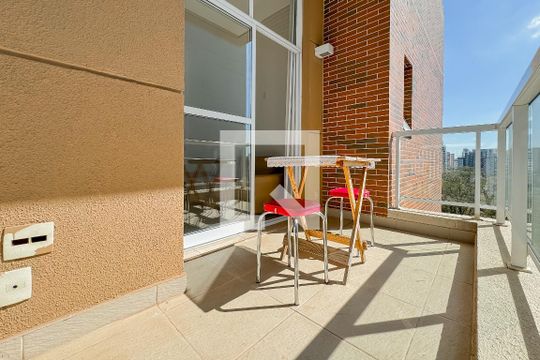 Varanda de kitnet/studio para alugar com 1 quarto, 30m² em Vila Mariana, São Paulo