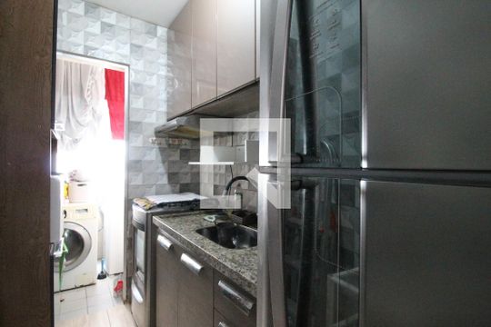 Cozinha e Área de Serviço de apartamento à venda com 2 quartos, 47m² em Jardim Belém, São Paulo