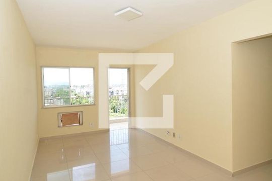 Sala de apartamento à venda com 3 quartos, 70m² em Penha Circular, Rio de Janeiro