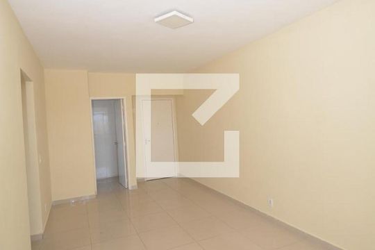 Sala de apartamento à venda com 3 quartos, 70m² em Penha Circular, Rio de Janeiro