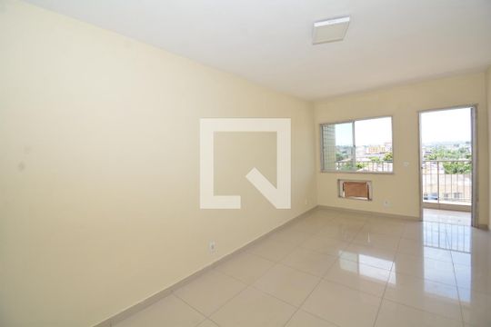 Apartamento à venda com 3 quartos, 70m² em Penha Circular, Rio de Janeiro