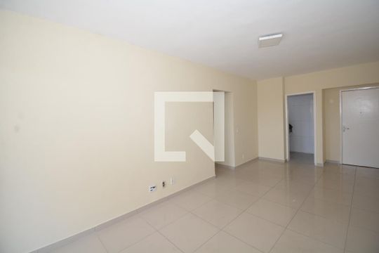 Sala de apartamento à venda com 3 quartos, 70m² em Penha Circular, Rio de Janeiro