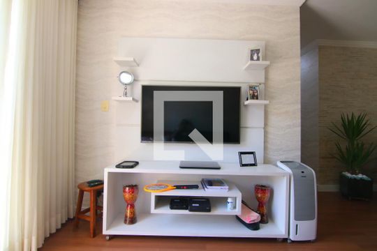 Sala de apartamento à venda com 3 quartos, 80m² em Vila Guilhermina, São Paulo