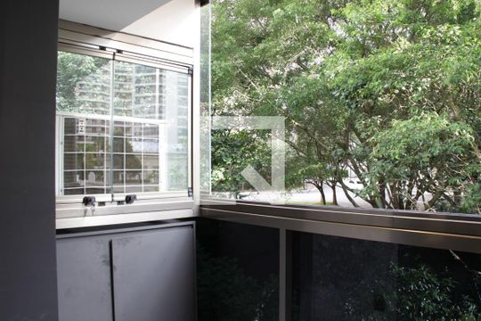 Varanda gourmet - detalhe de apartamento para alugar com 1 quarto, 76m² em Jardim Fonte do Morumbi, São Paulo