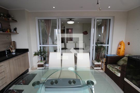 Varanda de casa à venda com 3 quartos, 86m² em Jardim Piqueroby, São Paulo