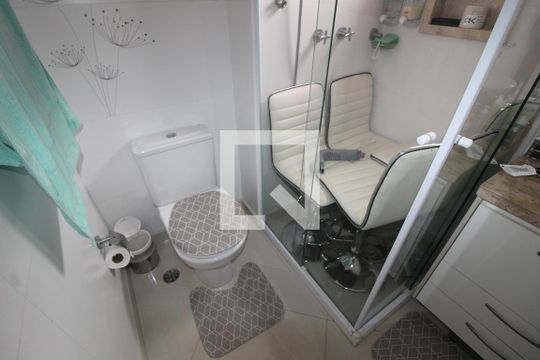 Banheiro suite de casa à venda com 3 quartos, 86m² em Jardim Piqueroby, São Paulo