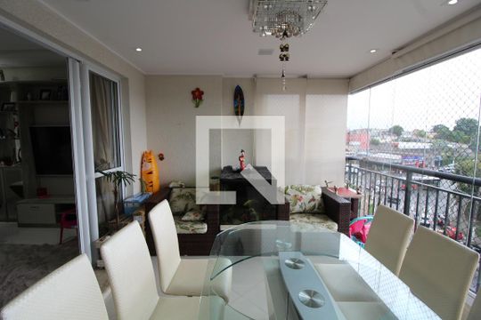 Varanda de casa à venda com 3 quartos, 86m² em Jardim Piqueroby, São Paulo