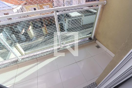 Sacada Quarto 2  de casa à venda com 3 quartos, 220m² em Vila Isolina Mazzei, São Paulo